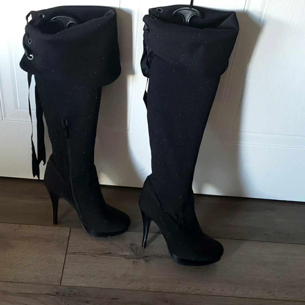 Overknee  sparkling black material boots